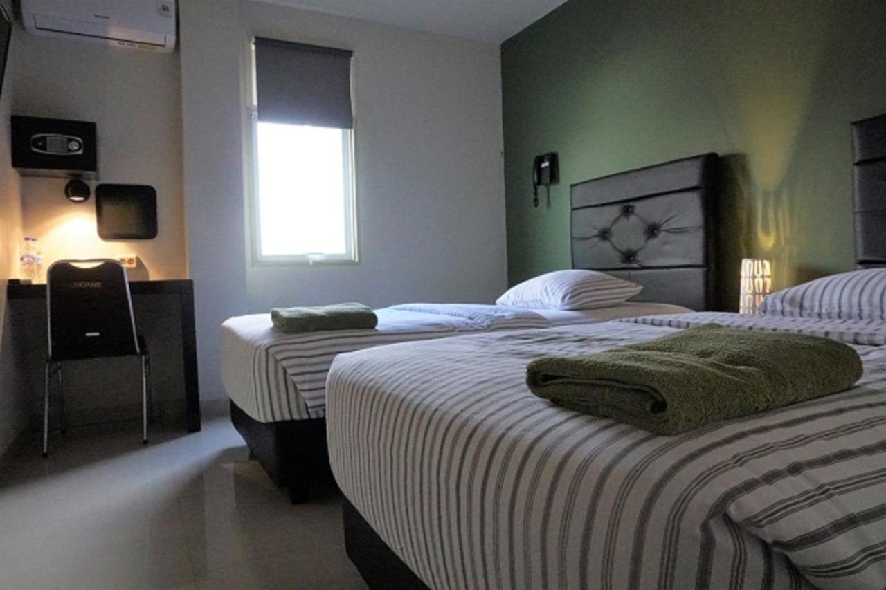 Jhoanie Hotel Tomohon Exterior photo