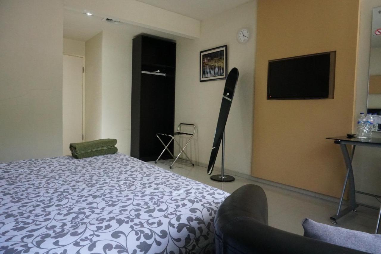 Jhoanie Hotel Tomohon Exterior photo